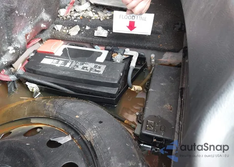 2014 Chrysler 300 from USA, damaged, VIN 2C3CCARG6EH255687